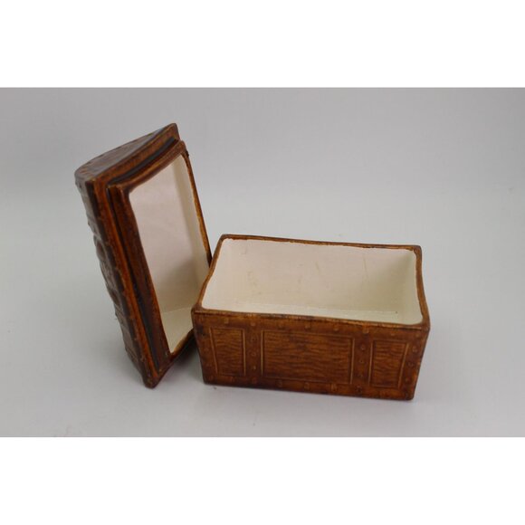 Vintage King Ceramics Lidded Treasure Chest | 1966 - Picture 4 of 8